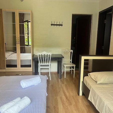 Aparthotel House On Moryakov 55 Czakwi Zewnętrze zdjęcie
