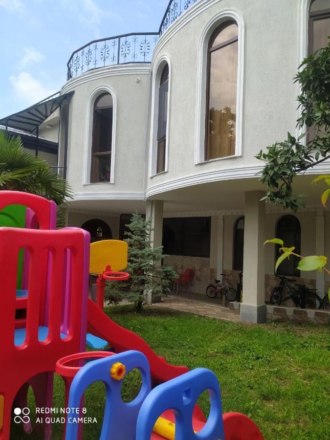 Aparthotel House On Moryakov 55 Czakwi Zewnętrze zdjęcie