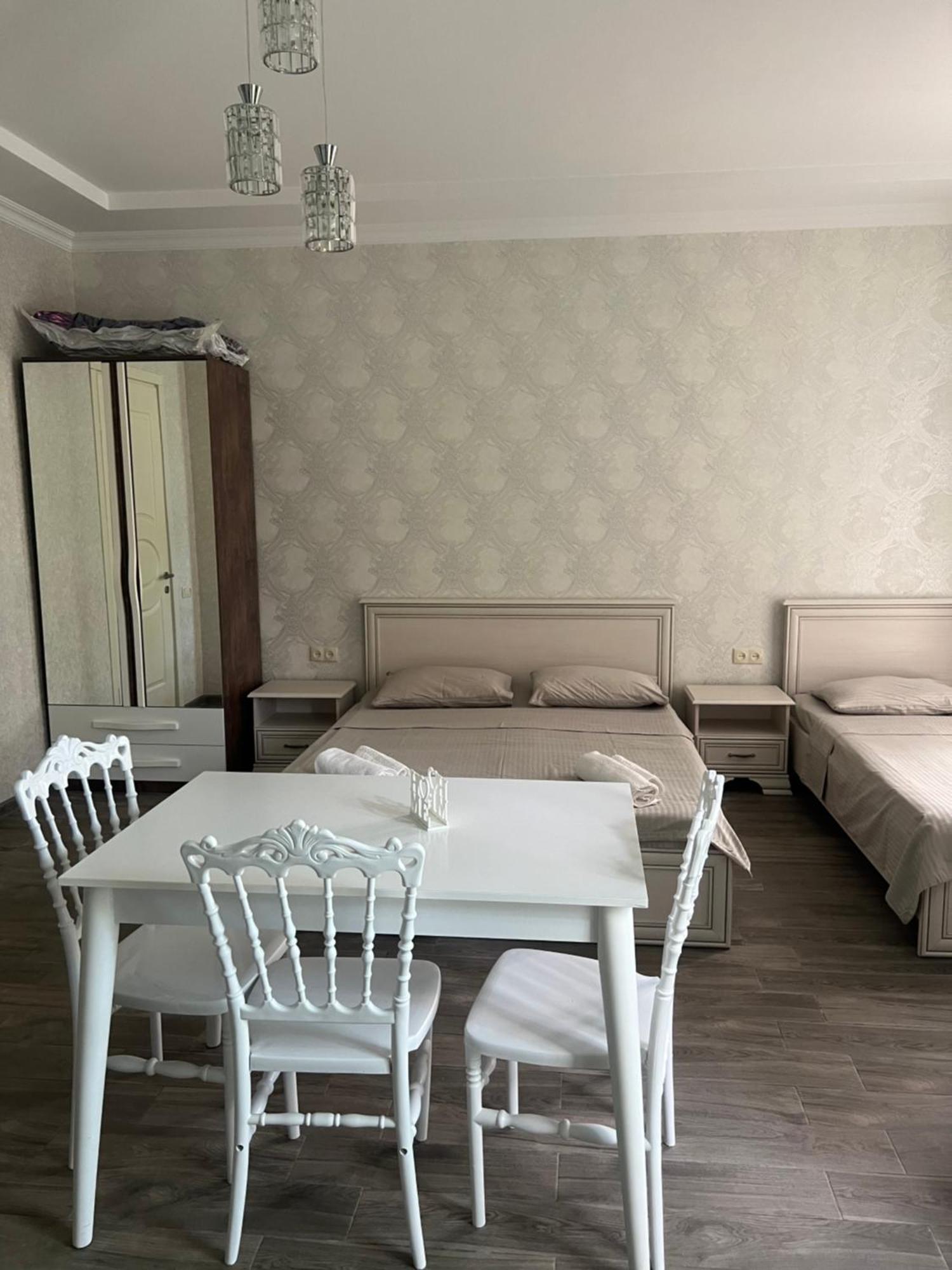Aparthotel House On Moryakov 55 Czakwi Zewnętrze zdjęcie