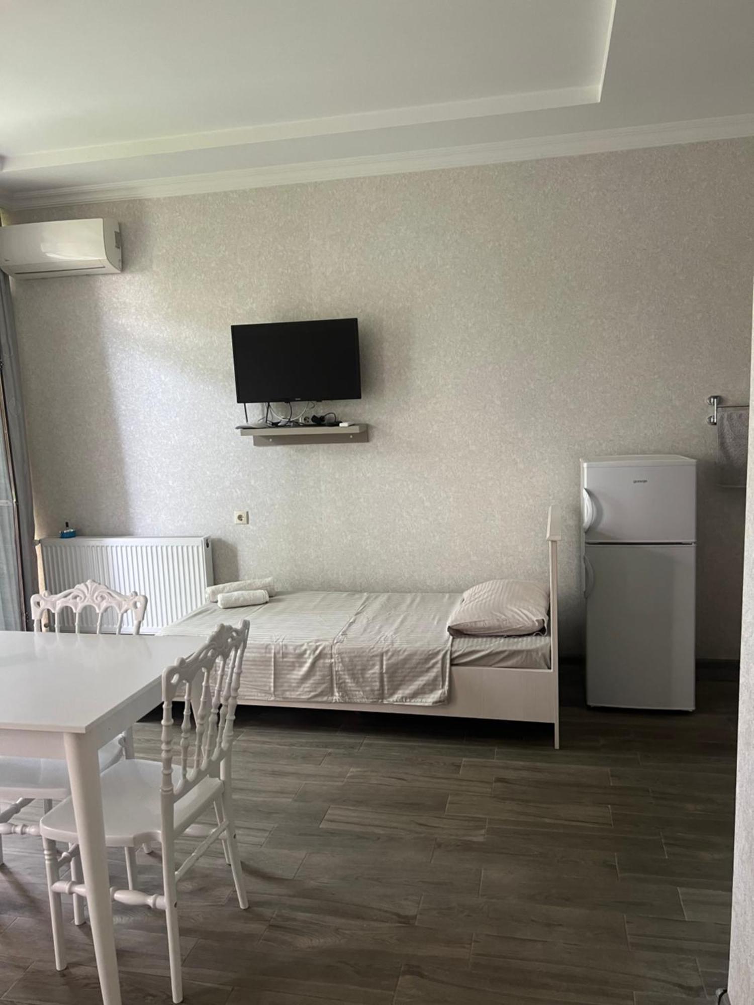 Aparthotel House On Moryakov 55 Czakwi Zewnętrze zdjęcie